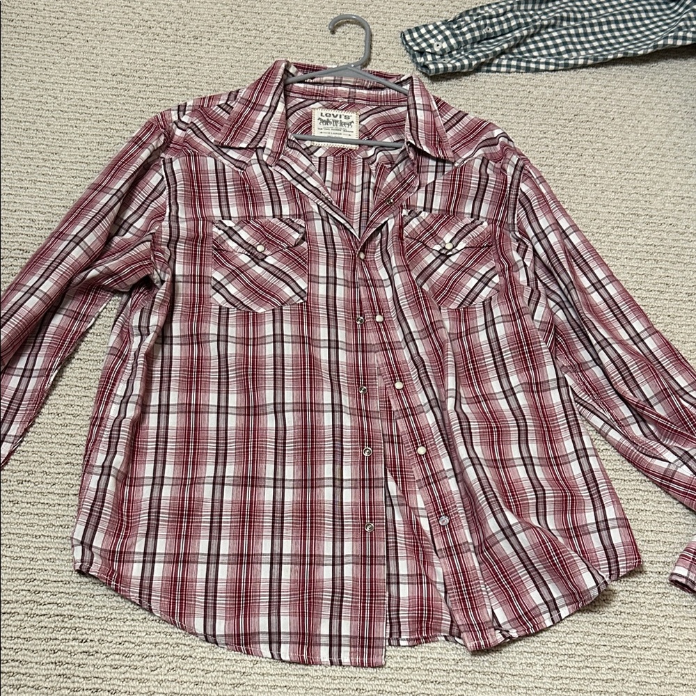 Levi's Burgundy Plaid Long Sleeve Shirt
